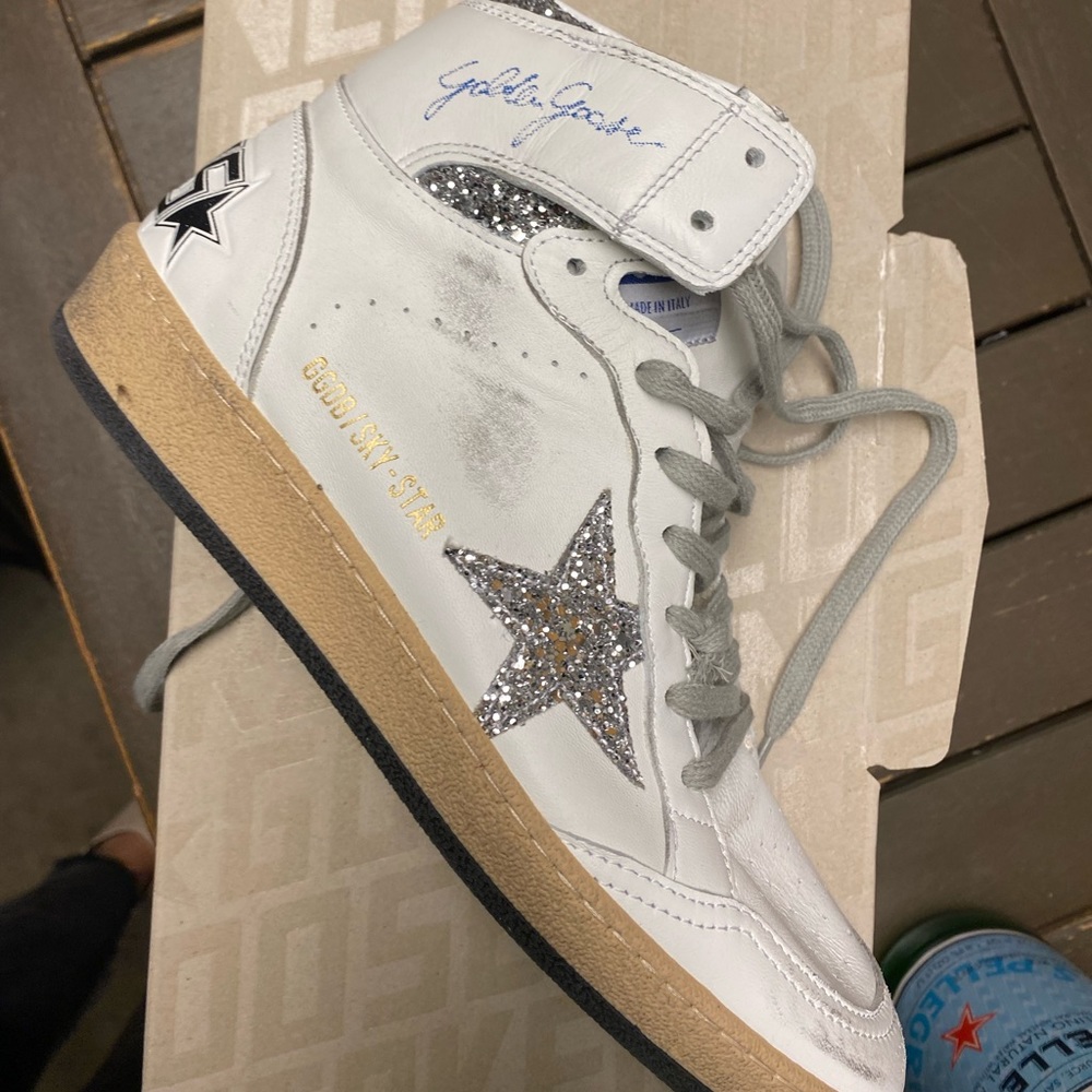 GOLDEN GOOSE SKY STAR